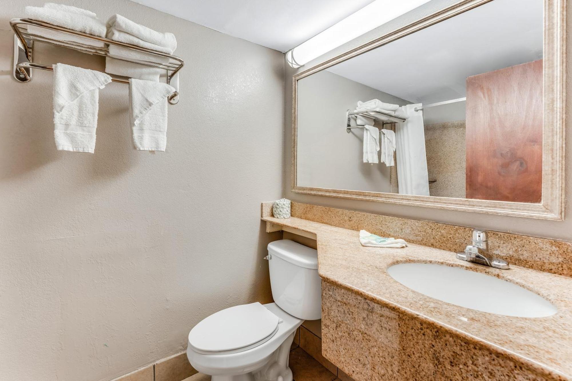 Red Carpet Inn & Suites Filadelfia Exterior foto